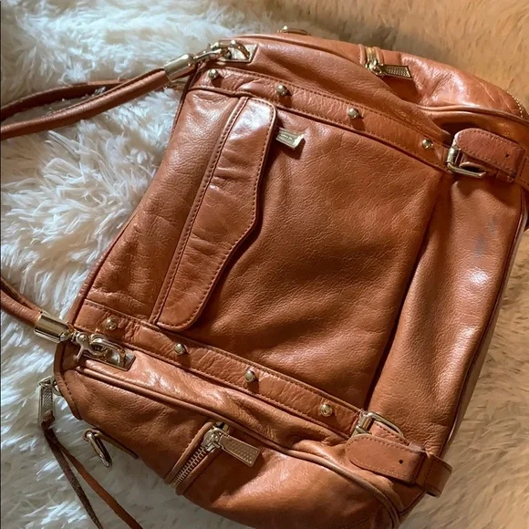 Rebecca Minkoff shoulder bag gold hardware - Picture 6 of 15